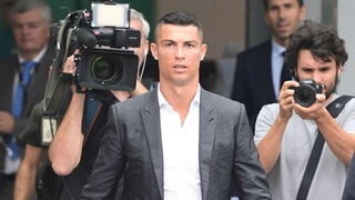 'Ronaldo thiếu nhân cách, hèn nhát, tham lam. Tư cách gì quay ngược chỉ trích Real Madrid?'