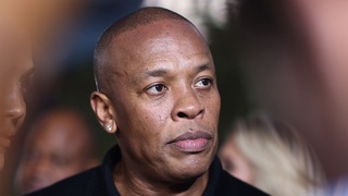 Dr. Dre nhập viện do phình mạch máu não