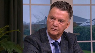 Đến Van Gaal cũng chê M.U của Mourinho đá quá chán, thiên về phòng ngự