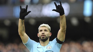 Sergio Aguero bỏ lỡ cơ hội ghi bàn mười mươi, Pep Guardiola sững sờ