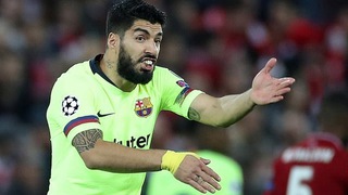 Luis Suarez: 'Barca phòng ngự như học sinh tập đá bóng trước Liverpool'