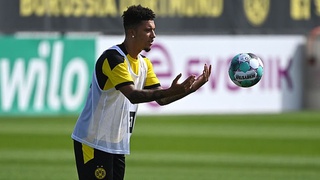 Vụ Sancho có nguy cơ đổ vỡ, MU sẵn sàng chọn Kingsley Coman thay thế