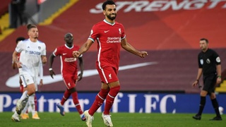 ĐIỂM NHẤN Liverpool 4-3 Leeds: Người hùng Salah và nỗi lo hàng thủ. Thông điệp của Leeds