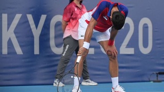 Djokovic thua nốt trận tranh HCĐ, thất bại toàn tập ở Olympic Tokyo