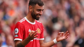 Bruno Fernandes lập hat-trick vào lưới Leeds: Linh hồn của MU