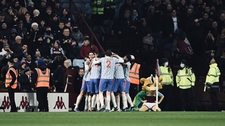 ĐIỂM NHẤN Aston Villa 2-2 MU: Bruno Fernandes hồi sinh, MU vẫn đầy rẫy vấn đề