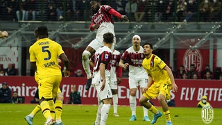 Milan mất điểm trước Bologna, cuộc đua Scudetto thêm kịch tính