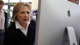 Mỹ đổ lỗi cho Trung Quốc vụ tấn công email bà Hillary