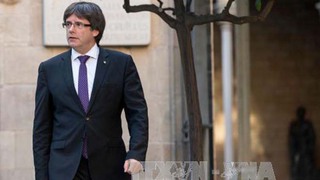 Đức bắt giữ cựu Thủ hiến vùng Catalonia Carles Puigdemont