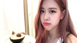 Rosé Blackpink suýt thích món ăn bị coi là 'kẻ thù' lâu năm