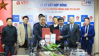 Gần 900 cầu thủ và trọng tài Việt tiếp tục được trang bị bảo hiểm