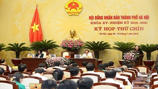 Hà Nội: Thông qua nhiều nghị quyết quan trọng liên quan đến đời sống dân sinh
