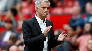Tin HOT M.U 8/9: Quyết mua Mueller. Shaw bị ghét. Gấp rút giữ chân Mourinho