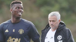 CẬP NHẬT sáng 10/11: Mourinho đau đầu vì Pogba trước derby. Không được đá trận Việt Nam, 'Messi Lào' bỏ tuyển