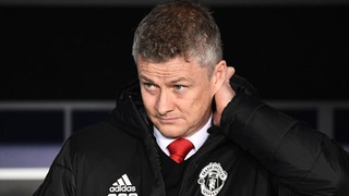 TIN HOT M.U 9/3: Solskjaer kiện nhà cái. Kỳ lạ chuyện sao trẻ M.U mặc áo in logo PSG