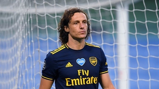 Arsenal gia hạn với David Luiz 1 năm, Cedric Soares 4 năm, CĐV choáng váng