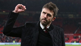 CĐV chia rẽ sâu sắc ngày Carrick rời MU