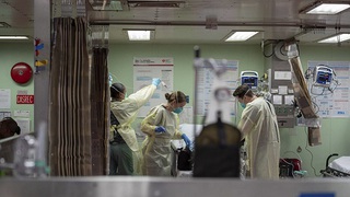 Mỹ bùng phát virus gây viêm phổi khiến bệnh viện quá tải: Triệu chứng giống cảm lạnh, chưa có thuốc đặc trị