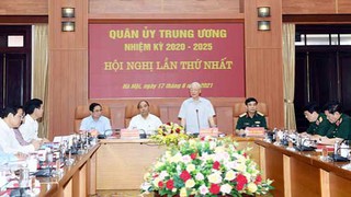 Công bố quyết định của Bộ Chính trị về công tác cán bộ