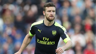 Vì sao Inter từ chối, buộc Mustafi vẫn ở lại Arsenal?