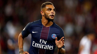 Layvin Kurzawa đi vào lịch sử với hat-trick đầu tiên của một hậu vệ ở Champions League