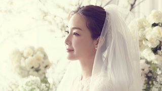 Tiết lộ đám cưới bí mật của kiều nữ ‘Bản tình ca mùa đông’ Choi Ji-woo