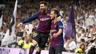 VIDEO Real Madrid 0-1 Barcelona: Đánh sập Bernabeu, Barca tiến sát ngôi vương