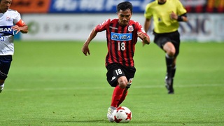 Chanathip Songkrasin đá chính 4 trận liên tiếp cho Consadole Sapporo