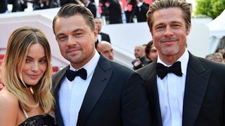 Brad Pitt, Leonardo DiCaprio mặc đồ đôi, tháp tùng mỹ nhân Australia Margot Robbie tại Cannes