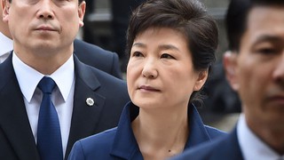 Đang thụ án 24 năm, Cựu Tổng thống Park Geun-hye bị yêu cầu thêm mức án 12 năm