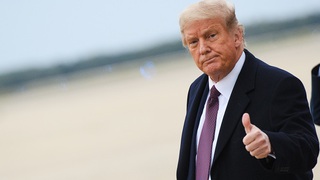 Tổng thống Mỹ Donald Trump xuất viện sau ba ngày điều trị Covid-19