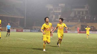 ĐIỂM NHẤN Viettel 0-3 HAGL: Công Phượng tạo đột biến, Kiatisak ‘cao tay’