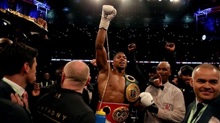 Anthony Joshua: Tuổi 27 thống lĩnh 3 đai vô địch quyền Anh hạng nặng