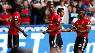 ĐIỂM NHẤN Swansea 0-4 M.U: Lukaku và Pogba đắt xắt ra miếng. Mkhitaryan phản công lợi hại.