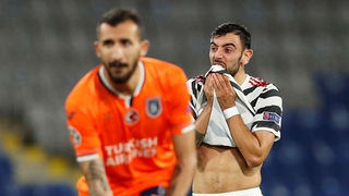 MU: Bruno Fernandes mất bóng 34 lần, bị CĐV 'quay lưng' chỉ trích