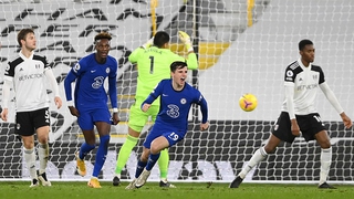 ĐIỂM NHẤN Fulham 0-1 Chelsea: The Blues lại ghi bàn cuối trận, Lampard giải tỏa áp lực