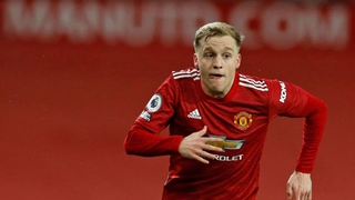 Tin bóng đá MU 23/3: MU sẽ 'hy sinh' Van de Beek . Ole ưu tiên Neto hơn Grealish