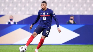 Mbappe được an ủi dù khiến Pháp bị loại khỏi EURO