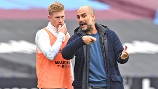 Đội hình dự kiến Man City vs Norwich: De Bruyne chấn thương, Pep lại đau đầu