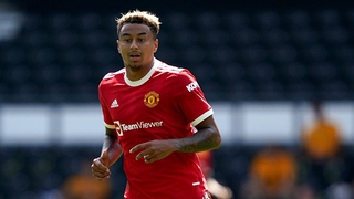 Lingard tức giận vì MU làm khó Newcastle