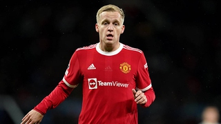 Bóng đá hôm nay 13/1: MU nhắm Neves thay Van de Beek. Ancelotti tố Pique thiếu fair-play