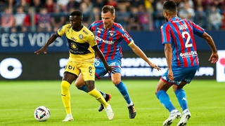 Caen 1-1 Pau: Quang Hải chỉ đá 11 phút, Pau xuất sắc cầm hòa đội đầu bảng