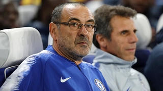 CĐV Chelsea đòi sa thải Maurizio Sarri, gọi Sarri-ball là 'thứ chết tiệt'