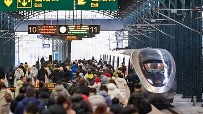 Trung Quốc dự kiến phục vụ hơn 90 triệu lượt khách đi tàu trong dịp Tết Thanh Minh 2026