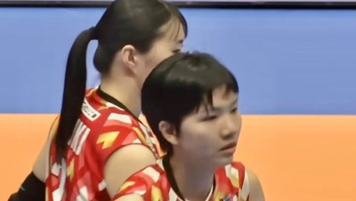 Phụ công hàng đầu Việt Nam tỏa sáng với 15 điểm, đội bóng chuyền Nhật Bản vẫn thua tiếc nuối