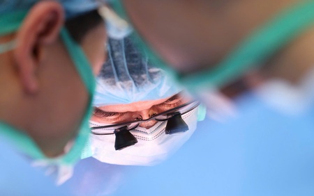 Người chiến sĩ áo trắng và hành trình "tái sinh" 5 cuộc đời