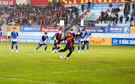 Tiến Linh đón đồng đội tuyển thủ quốc gia, CLB Công an TP.HCM nâng cấp đội hình