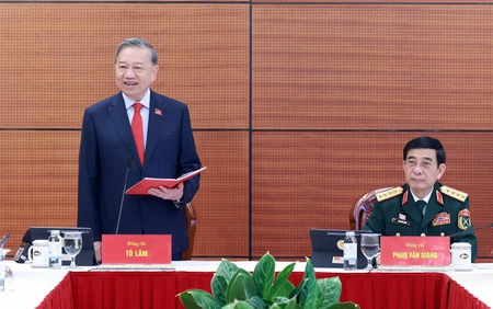 Đại hội XIV của Đảng: Đại biểu thảo luận các văn kiện Đại hội tại Đoàn