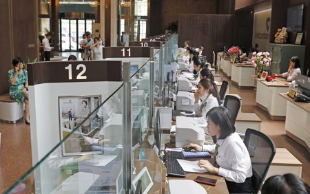 Ngân hàng Nhà nước yêu cầu giảm tiếp lãi suất và siết kiểm soát nợ xấu