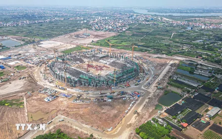 Bóng đá Việt Nam lo đại hội, bóng đá Thái Lan lo tụt hậu!
